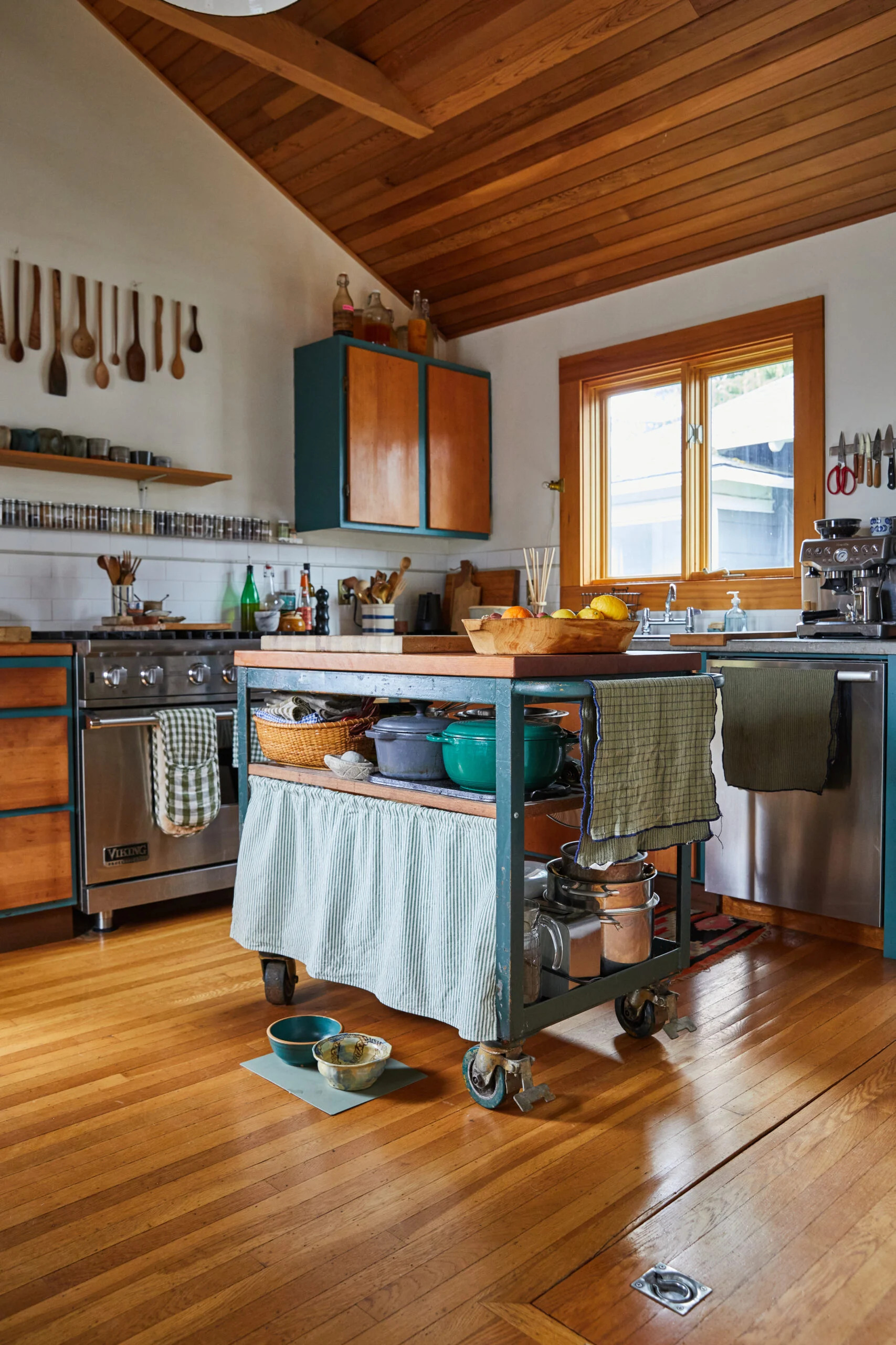 Anne Parker kitchen from cup of jo